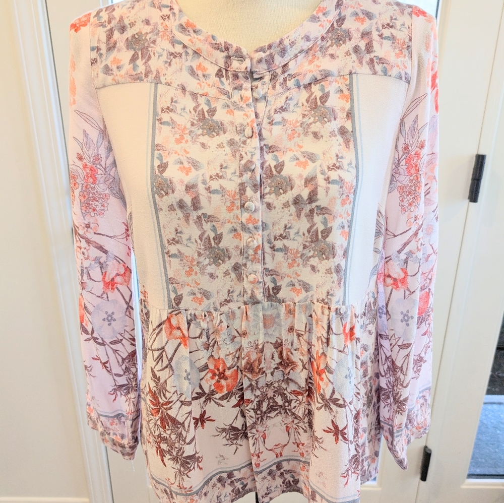 Blue Skies Beautiful Floral Blouse Size S